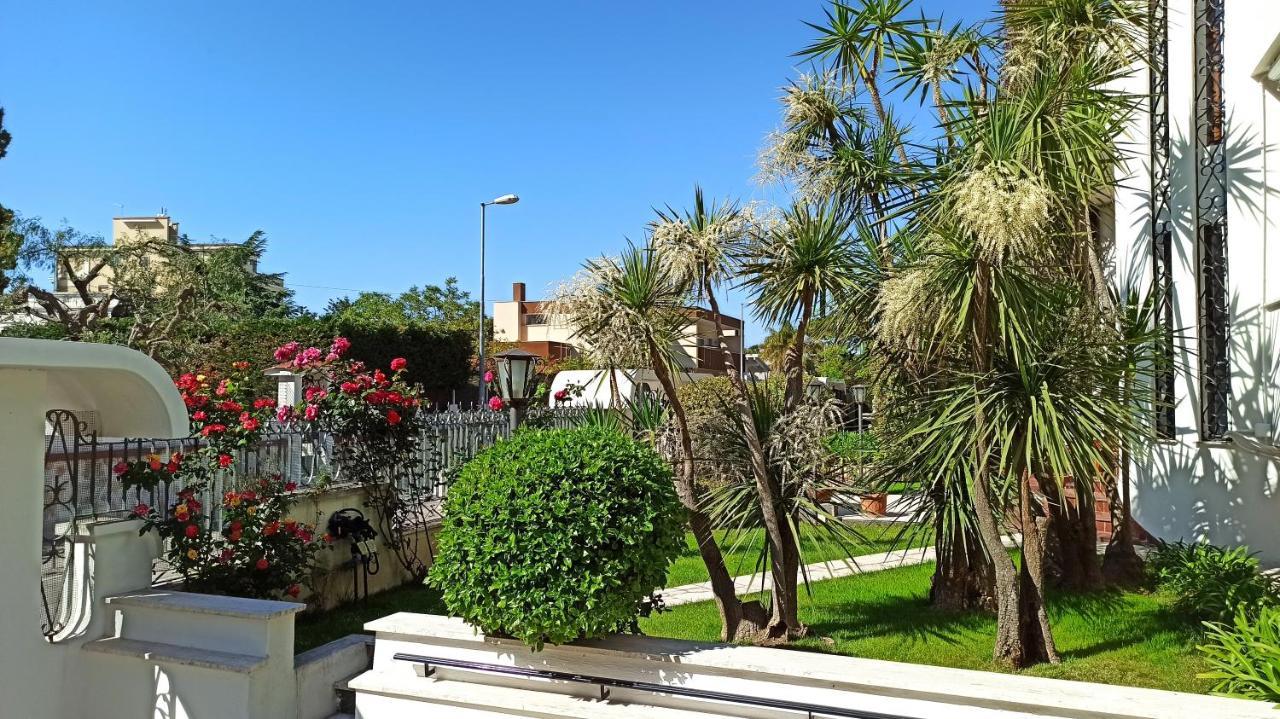 Villa Mary - Oroblu Trani Kültér fotó